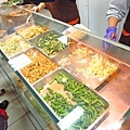 【蘆洲美食】東家三寶快餐店-長安街上的超人氣便當店