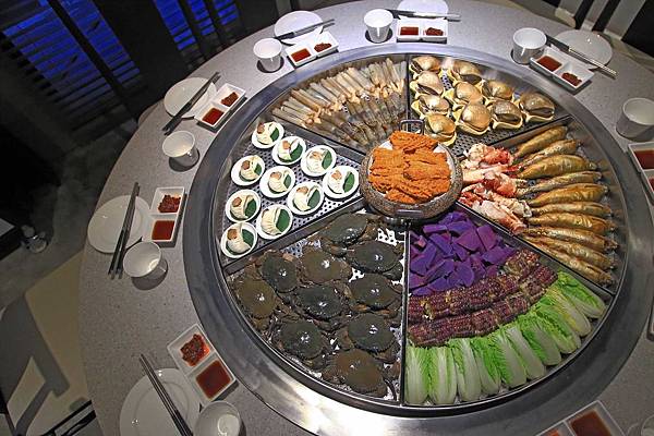 【台中餐廳】炎香樓-西式松露與港式餃子的獨特美味 【台中餐廳】炎香樓-西式松露與港式餃子的獨特美味