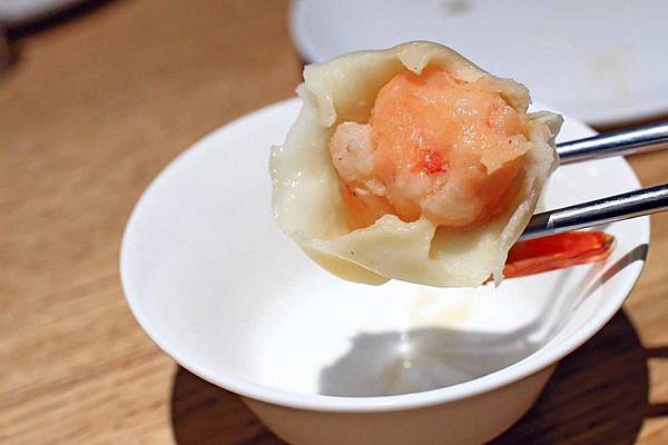 【台中餐廳】炎香樓-西式松露與港式餃子的獨特美味 【台中餐廳】炎香樓-西式松露與港式餃子的獨特美味