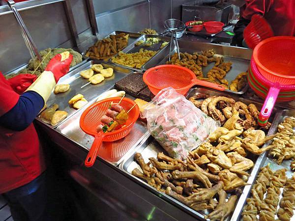 【桃園美食】老攤碳烤鹽酥雞-要等半小時以上才能吃到的鹽酥雞美食