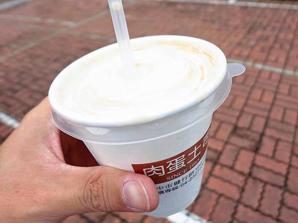 【台中美食】健行路肉蛋吐司-人山人海的傳奇名店