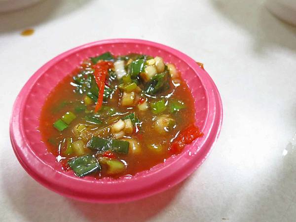 【台中美食】康康豬豬血湯-在地超人氣排隊炒麵店