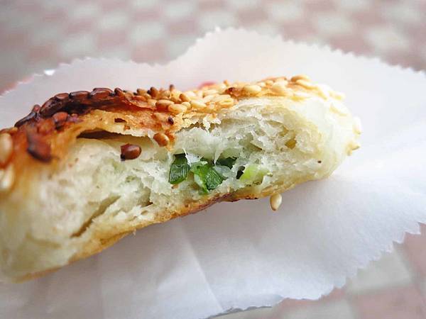 【萬華美食】萬大蟹殼黃-在地小有名氣的超人氣點心