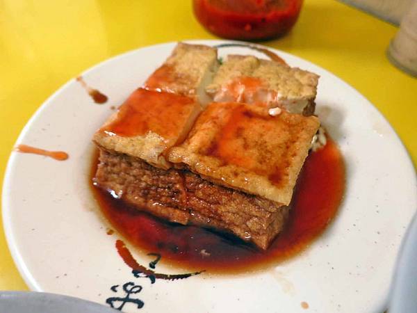 【萬華美食】萬大路無名米粉湯-超過50年的老店米粉湯 【萬華美食】萬大路無名米粉湯-超過50年的老店米粉湯