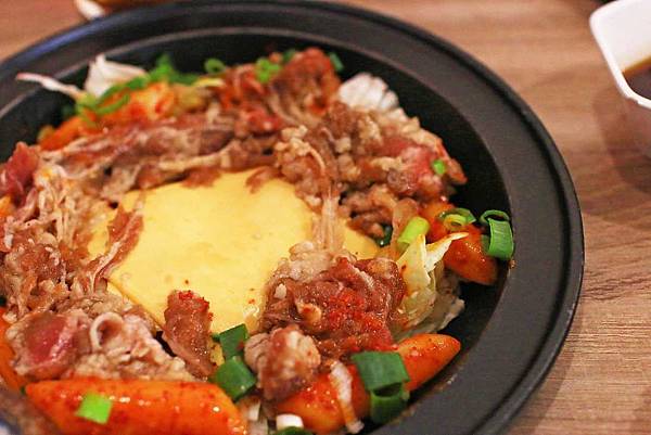 【桃園美食】劉震川日韓大食館-獨特韓式火烤二吃-八德廣豐新天地 【桃園美食】劉震川日韓大食館-獨特韓式火烤二吃-八德廣豐新天地