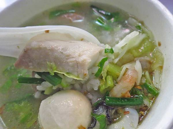 【台北美食】阿富海產粥-滿滿都是海鮮料的海鮮粥