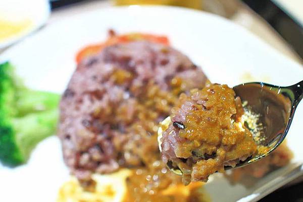 【桃園餐廳】家咖哩-使用花蓮在地食材的美味咖哩 【桃園餐廳】家咖哩-使用花蓮在地食材的美味咖哩