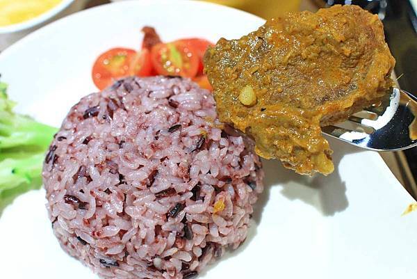 【桃園餐廳】家咖哩-使用花蓮在地食材的美味咖哩 【桃園餐廳】家咖哩-使用花蓮在地食材的美味咖哩