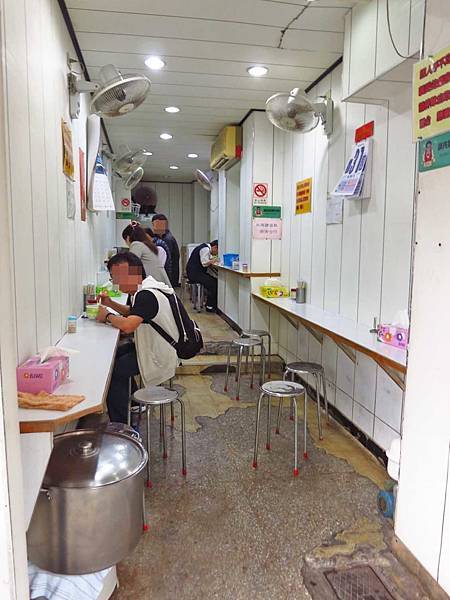 【萬華美食】金好吃純正花枝羹-超大塊的花枝羹