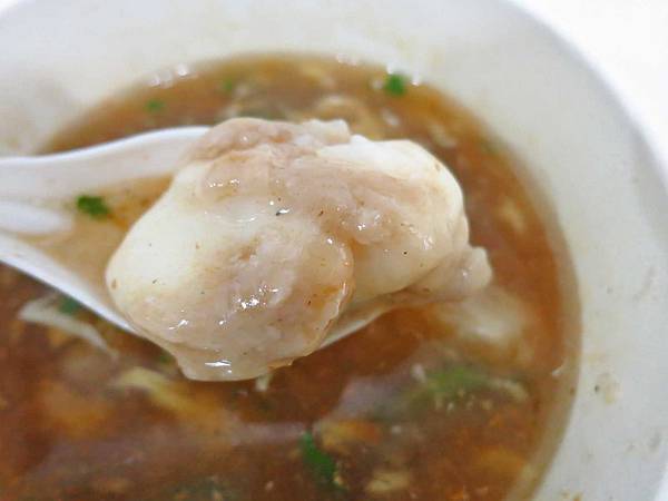 【萬華美食】金好吃純正花枝羹-超大塊的花枝羹