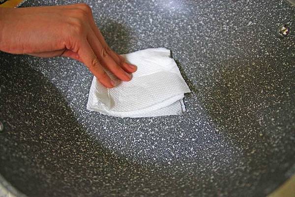 【家庭出遊輕鬆好料理】BIALETTI唐納提羅美石家-輕鬆好上手的花崗岩炒鍋