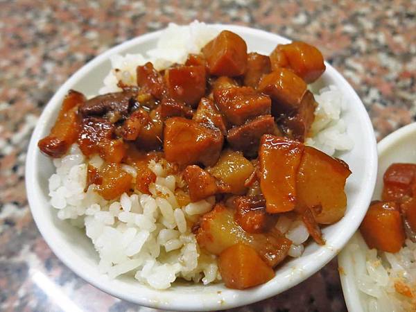 【台南美食】無名米糕-隱藏版的巷弄美食