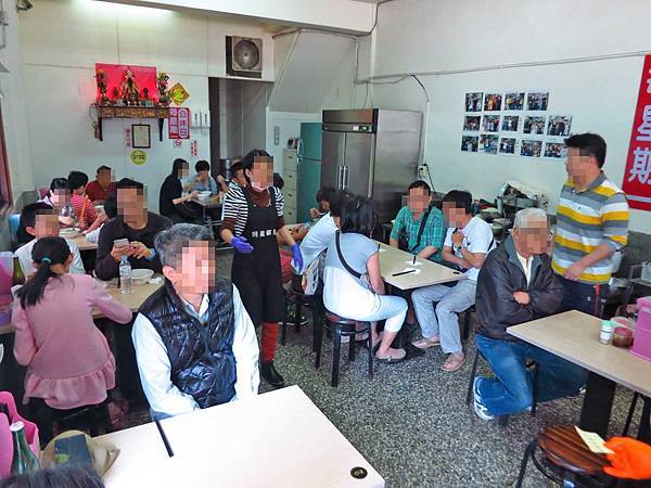 【台南美食】阿星鹹粥-在地人喜愛的排隊虱目魚店