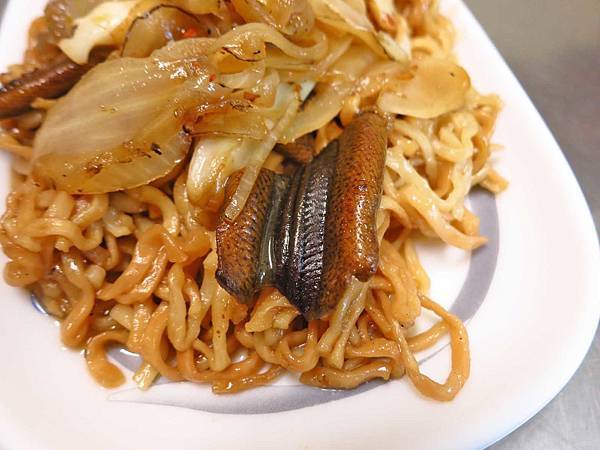 【台南美食】八三鱔魚意麵-酸酸甜甜美味的鱔魚意麵