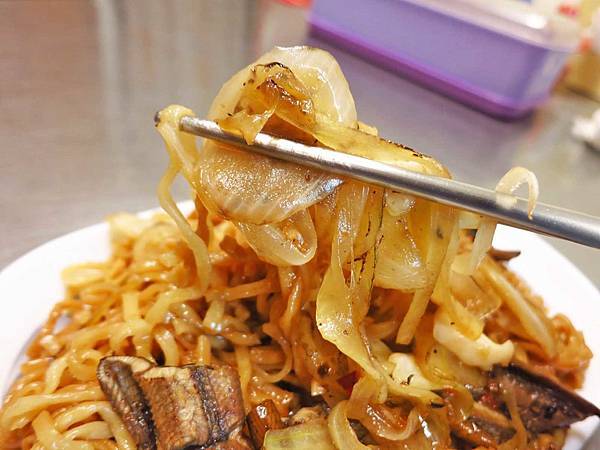 【台南美食】八三鱔魚意麵-酸酸甜甜美味的鱔魚意麵