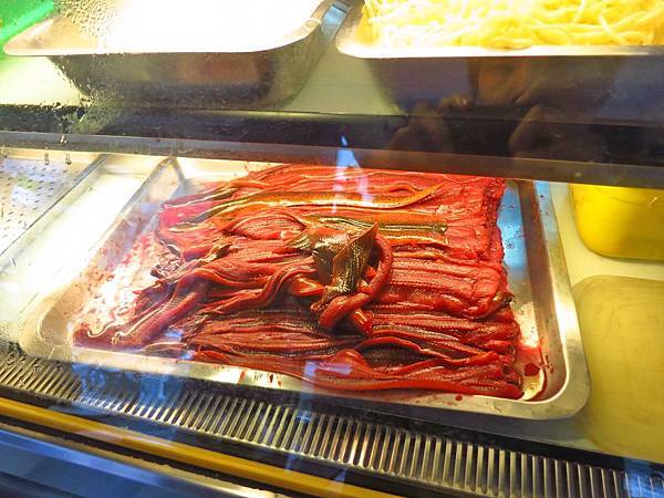 【台南美食】八三鱔魚意麵-酸酸甜甜美味的鱔魚意麵