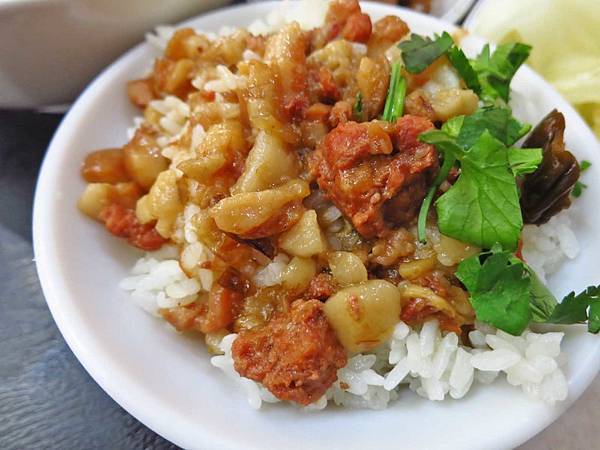 【台南美食】第三代虱目魚丸-1碗湯裡有8種不同口味的魚丸