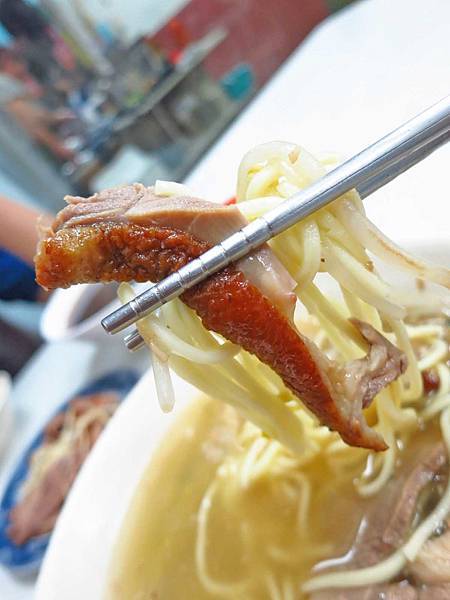 【蘆洲美食】民族路鴨肉麵-便宜又好吃的燻鴨肉