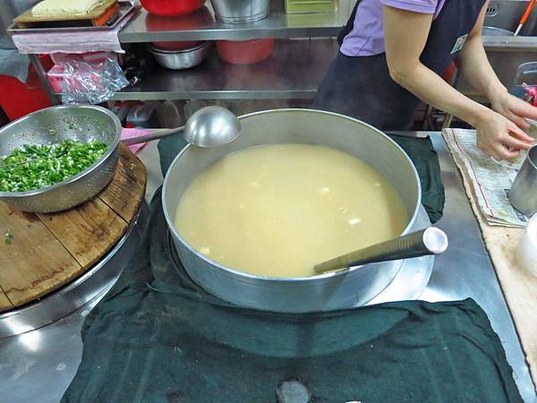 【萬華美食】張春涼麵-青年公園旁的25年老店