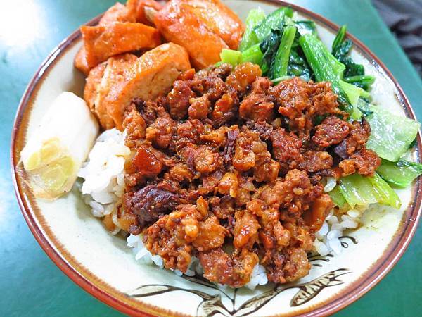 【桃園美食】美香飲食店-在地50年美味的湯圓老店