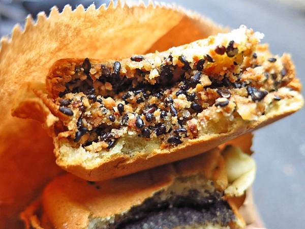 【萬華美食】無名車輪餅-在地人喜愛的巷弄美食