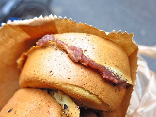 【萬華美食】無名車輪餅-在地人喜愛的巷弄美食