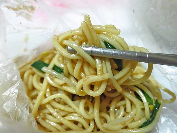 【新莊美食】中港一街２０元麵店-超級便宜的麵店