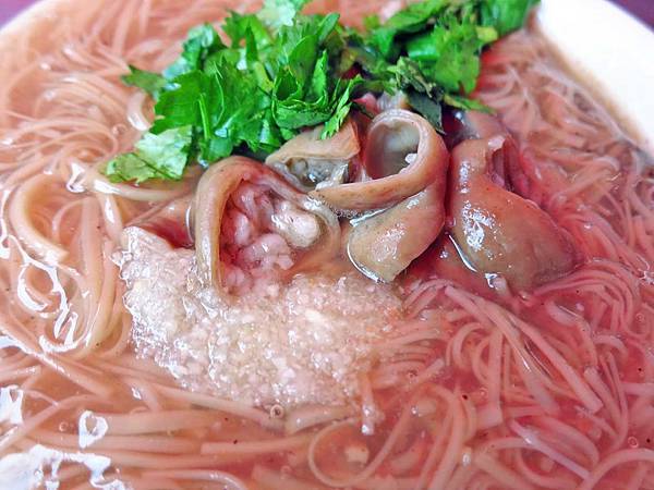 【板橋美食】深丘大腸蚵仔麵線-香氣十足美味的大腸麵線