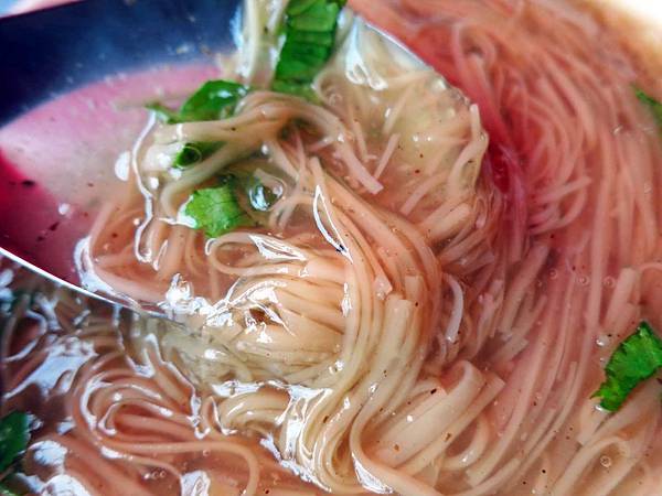 【板橋美食】深丘大腸蚵仔麵線-香氣十足美味的大腸麵線