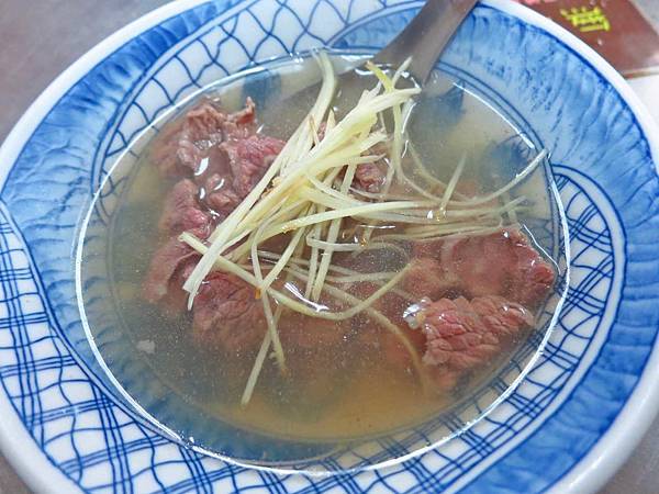 【台南美食】無名羊肉湯-大菜市，溫體羊肉的美味