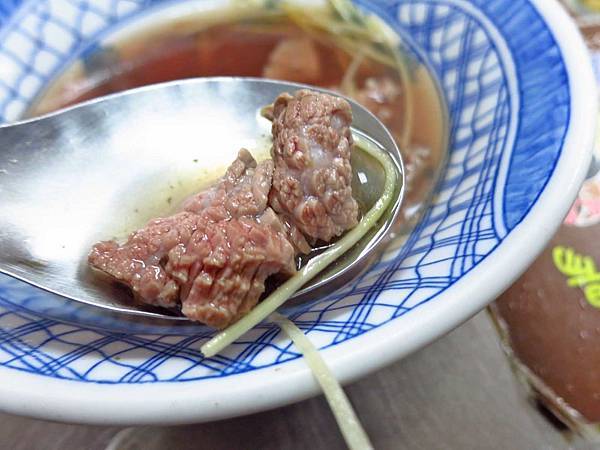 【台南美食】無名羊肉湯-大菜市，溫體羊肉的美味