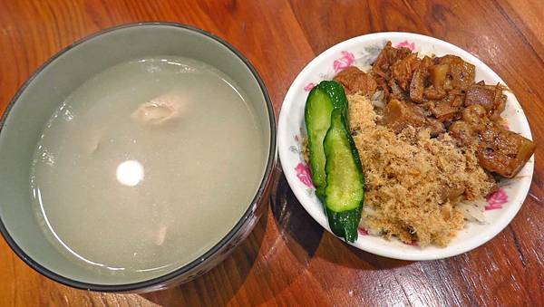 【台南美食】落成米糕-超過50年的米糕老店