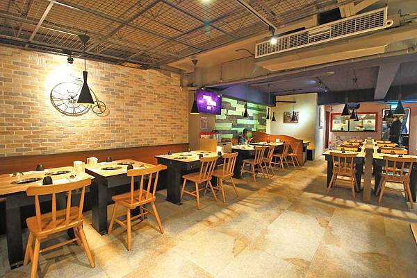 【台北美食】劉震川日韓大食館-獨創超大份量韓式火烤二吃