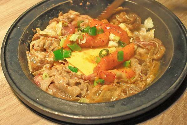 【台北美食】劉震川日韓大食館-獨創超大份量韓式火烤二吃