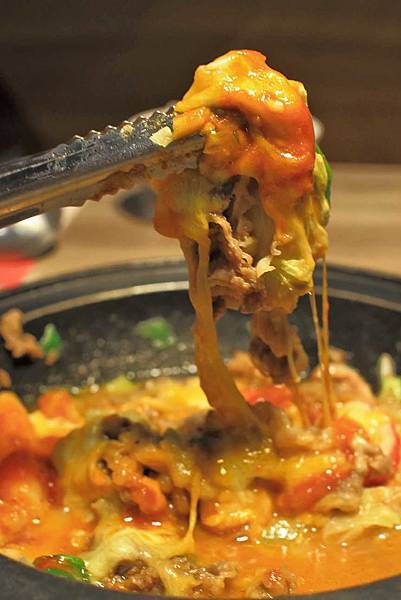 【台北美食】劉震川日韓大食館-獨創超大份量韓式火烤二吃