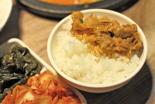 【台北美食】劉震川日韓大食館-獨創超大份量韓式火烤二吃