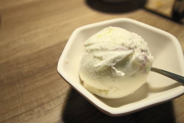 【台北美食】劉震川日韓大食館-獨創超大份量韓式火烤二吃