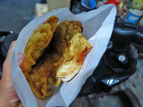 【三重美食】阿嬤無骨鹽酥雞-附近居民才知道的鹹酥雞店