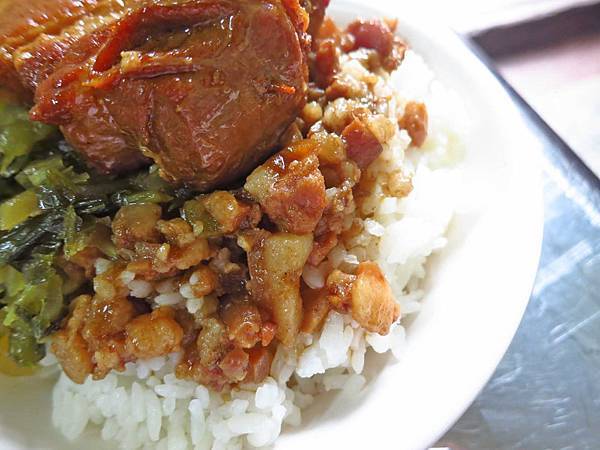 【台北美食】梅滿美食-爆人氣！吃過都推薦的焢肉飯店