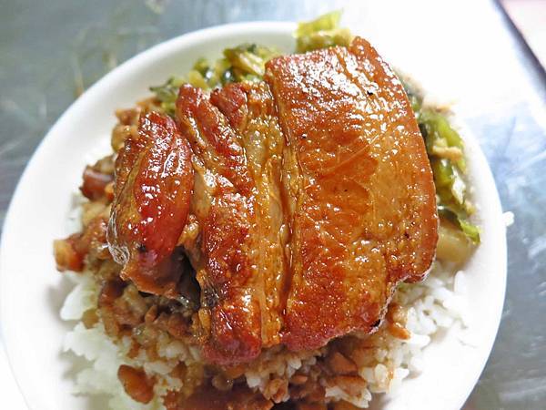 【台北美食】梅滿美食-爆人氣!吃過都推薦的焢肉飯店 【台北美食】梅滿美食-爆人氣!吃過都推薦的焢肉飯店
