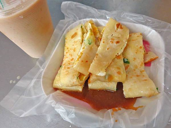 【三重美食】溫刀早餐店-隱藏版不顯眼的巷弄蛋餅店 【三重美食】溫刀早餐店-隱藏版不顯眼的巷弄蛋餅店