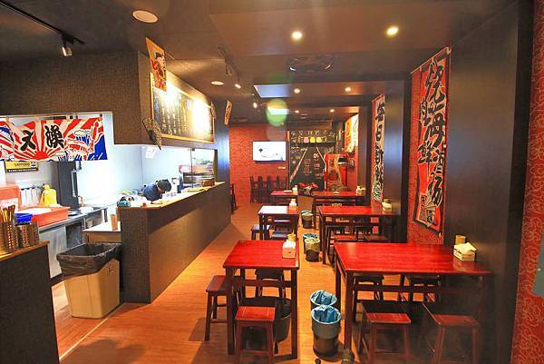 【蘆洲餐廳】黑炭燒烤本鋪-只要銅板價就能吃到高品質的燒烤店