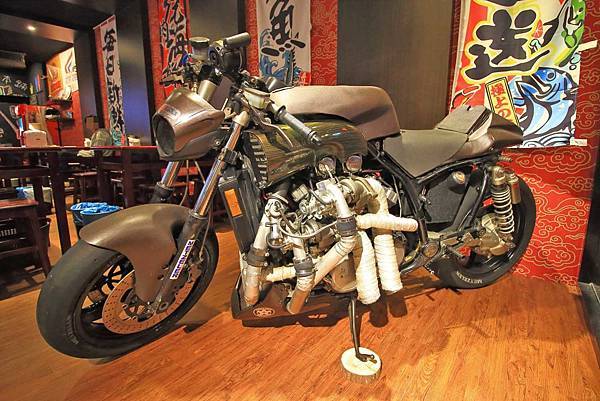 【蘆洲餐廳】黑炭燒烤本鋪-只要銅板價就能吃到高品質的燒烤店