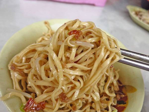 【板橋美食】阿婆古早味意麵-充滿油蔥香的乾意麵