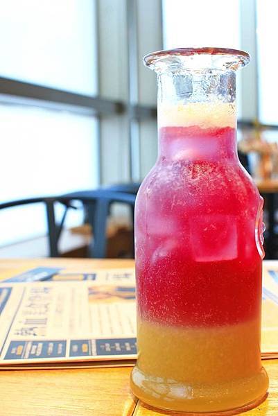 【中和餐廳】Mastro Cafe-超級巨無霸份量的戰斧豬排