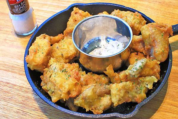 【中和餐廳】Mastro Cafe-超級巨無霸份量的戰斧豬排