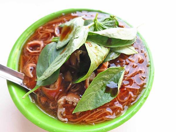 【三重美食】龍濱大腸麵線-獨特吃法,超過33年的老店 【三重美食】龍濱大腸麵線-獨特吃法,超過33年的老店