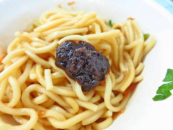 【台北美食】佳興魚丸店-每天現做60年老店魚丸湯