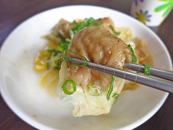 【中和美食】川味麵食-吃了會讓人難忘的紅油抄手