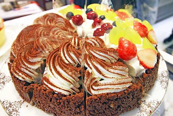 【台北美食】法國的秘密甜點－法國的秘密甜點 大安2店超驚人，限定藍紋乳酪鮮奶蛋糕，東區打卡新地標